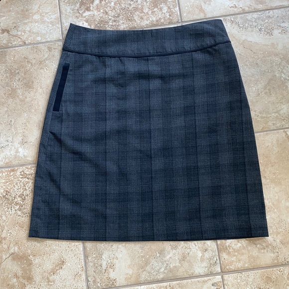 Daisy Fuentes Dresses & Skirts - 🌟BOGO🌟Daisy Fuentes Pencil skirt